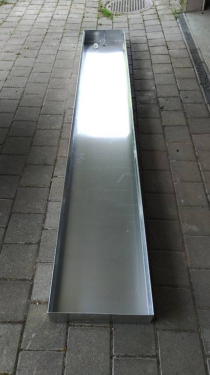 3m Alu Hängerinne, mit Ablauf, unbenutzt