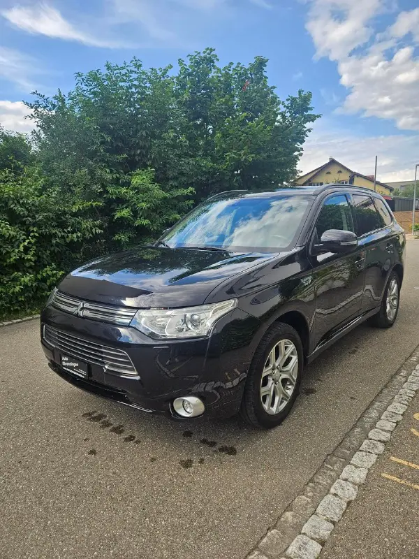mitsubishi outlander 2.0 phev intense