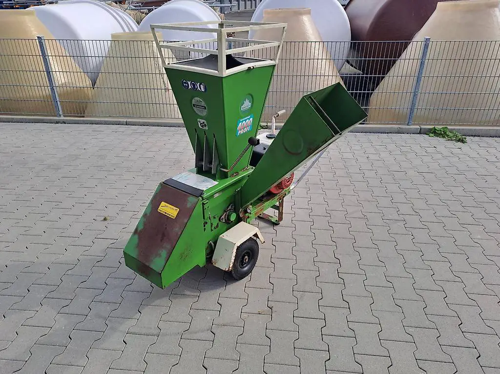 Gartenhäcksler Stöckler LGM 4000 8PS