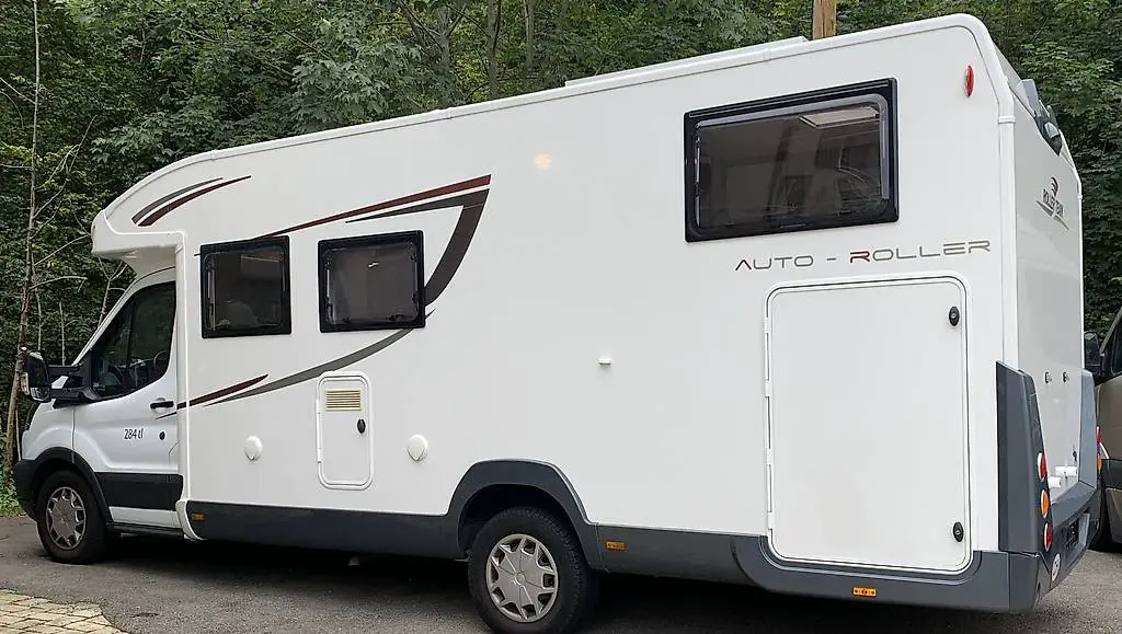 Rollerteam Ford 284tl gut gepflegt frisch ab MFK