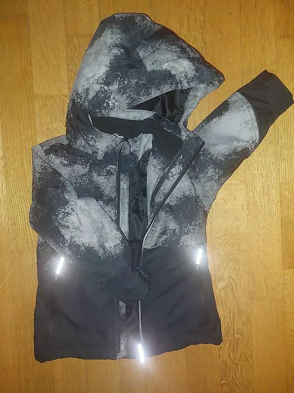 Kinderjacke Migros 98/104 mit herausnehmbaren Fleece