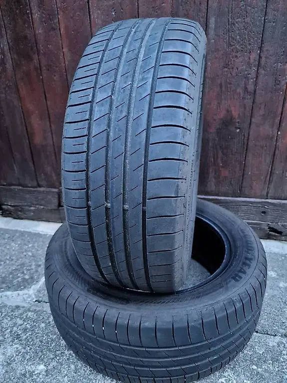 Goodyear Efficientgrip 225 55 17
