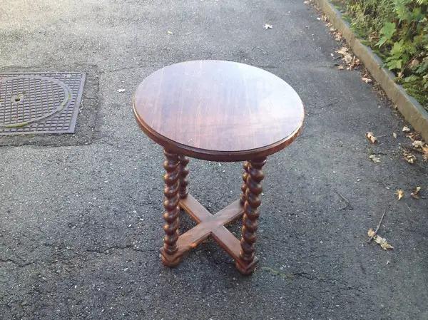  Tisch (Nr 021 B) antik