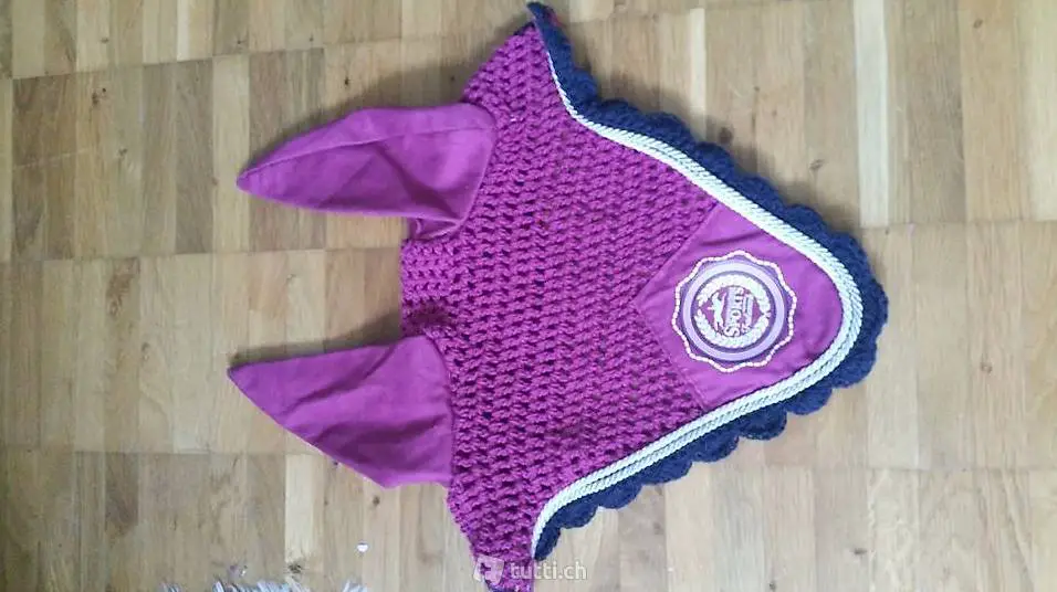 Neues Ohrengarn Pony zu verkaufen