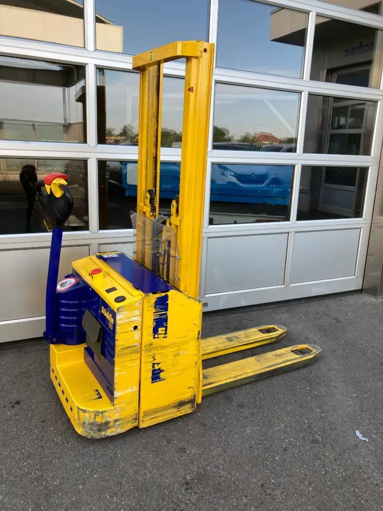 Stöcklin EDI 1400 Stapler