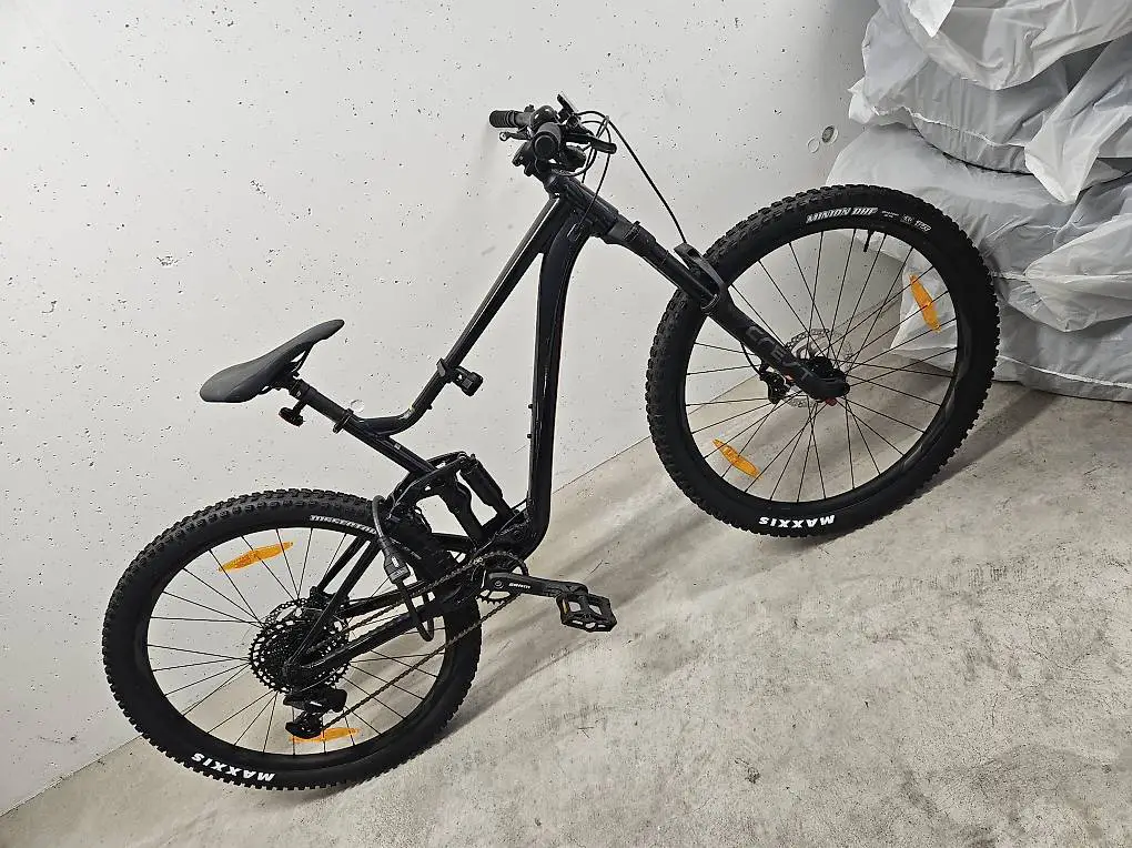 Giant Velo - neuwertiges Mountain Bike