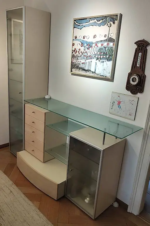 Geschirrschrank und Anrichte, Ahorn