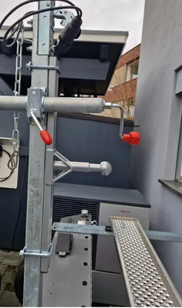 Motorrad-Vespa Querverlad Anhänger/ inkl. Velo Adapter