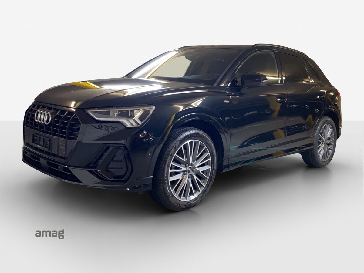 AUDI Q3 35 TFSI S line Attraction