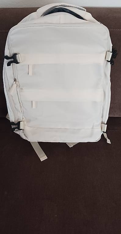 Reise Rucksack baige 30x45cm inkl.USB Anschluss