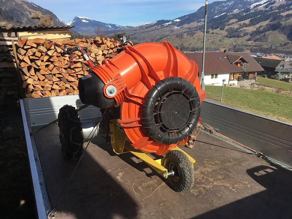 Heubläser Bläser Laubbläser HayBlower Anbau an Rapid Swiss