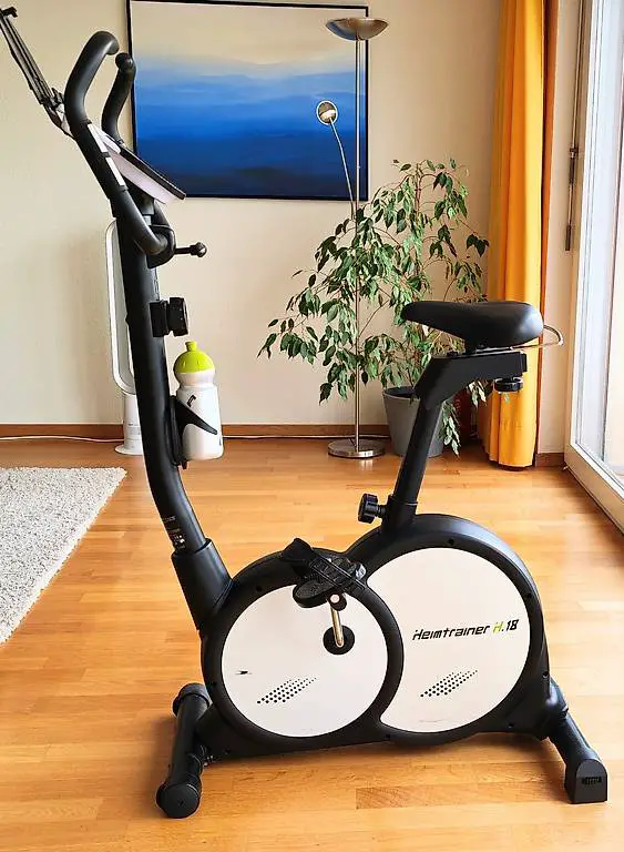 heimtrainer velo mit datencomputer