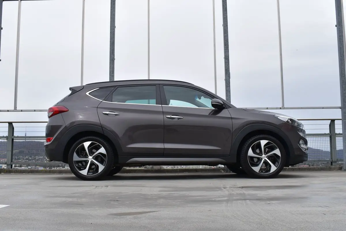 hyundai tucson 1.6 tgdi vertex 4wd automatic l 177 ps