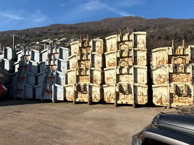 OWIPEX, Abrollcontainer / Mulden