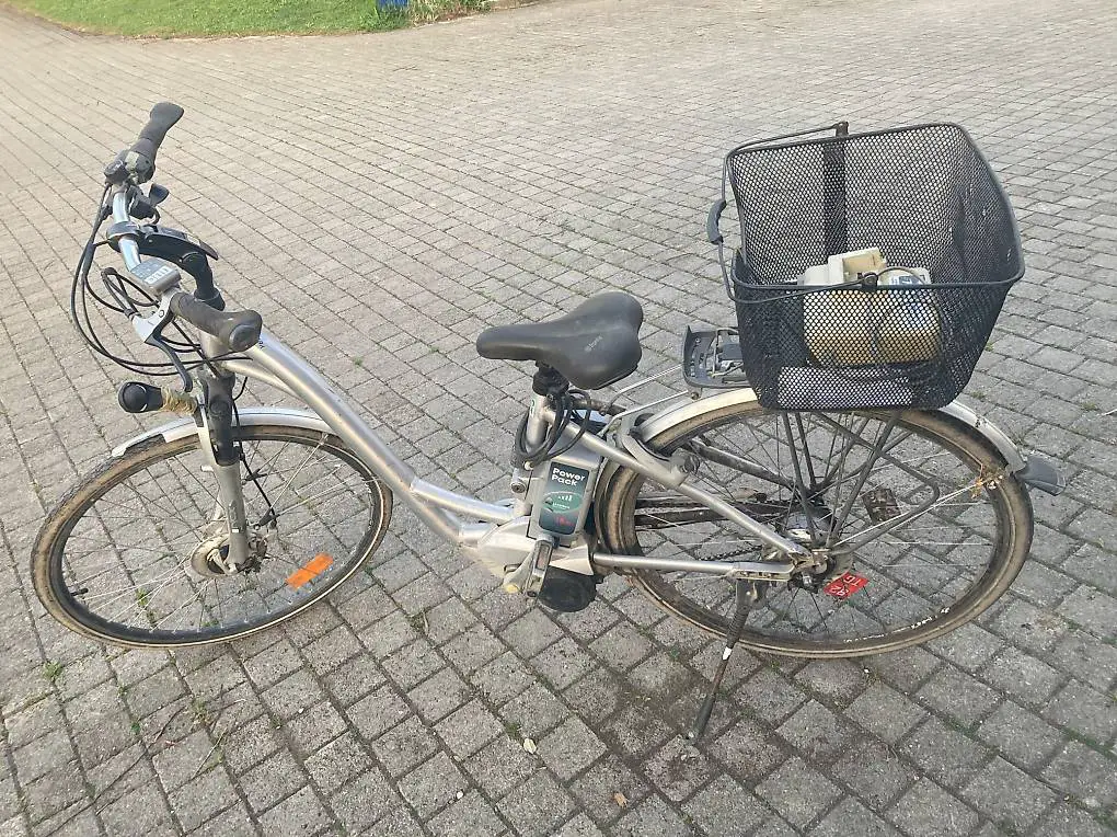 Flyer alt und gebraucht