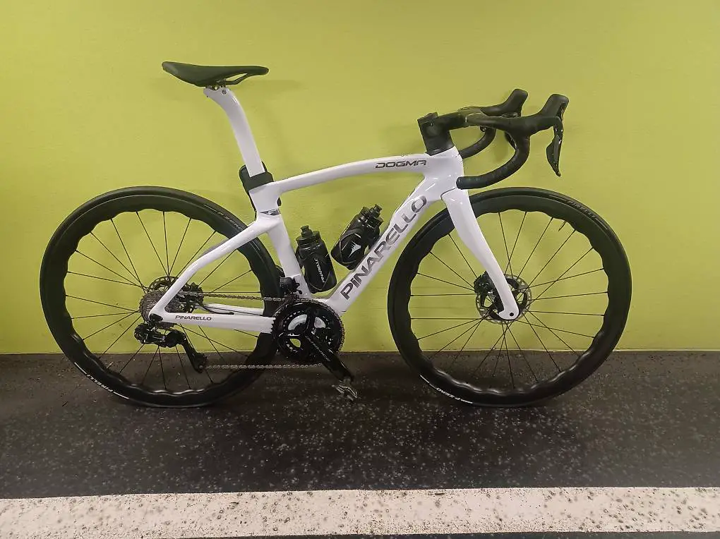 Vendesi Pinarello Dogma nuova