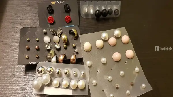 Ohrringe und Ohrstecker
