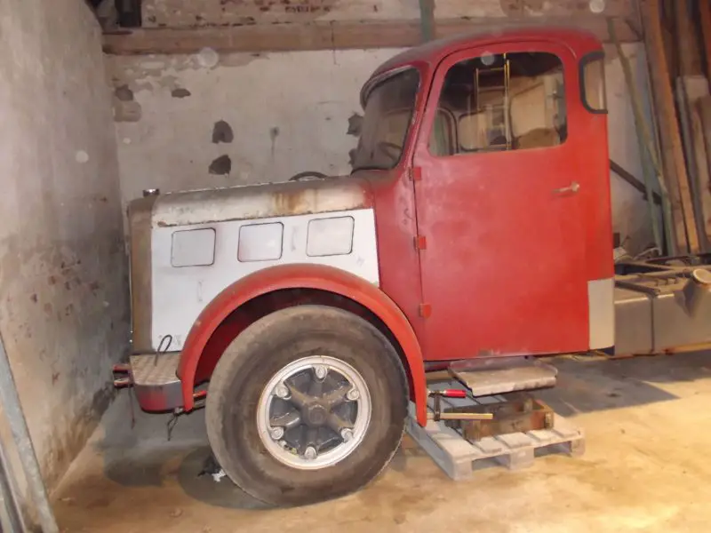 FBW 4139 – AS50/L45 DD Lastwagen mit Brücke und Blachenverdeck