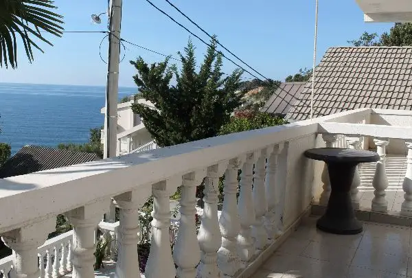 Mini Hotel 250m2 Grund 300m2 Meer 30m. Panoramablick