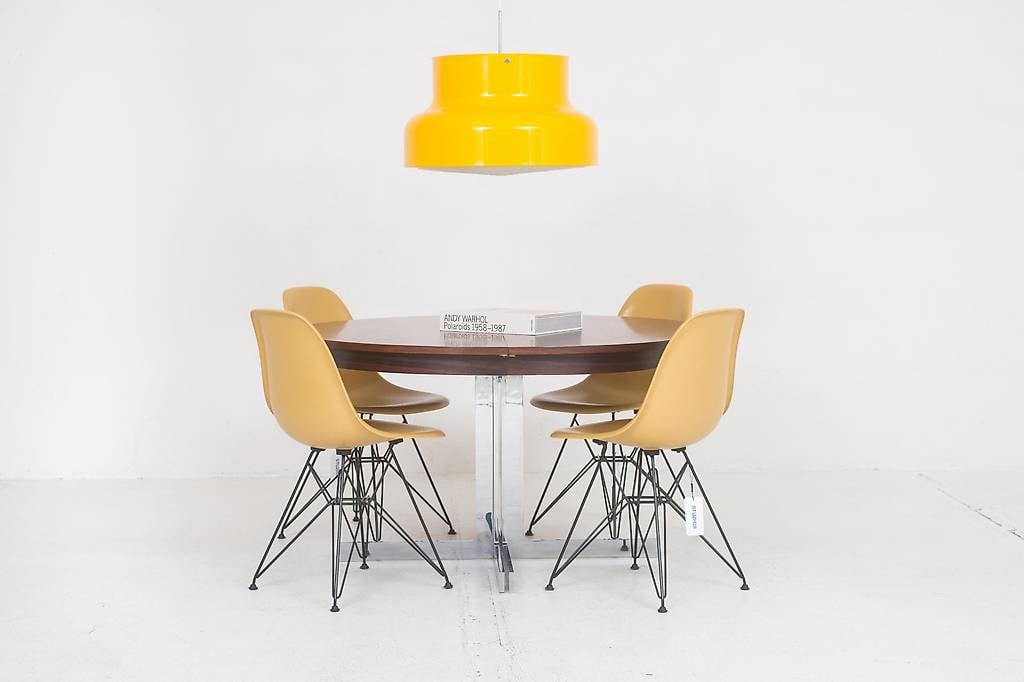 Idealheim dw-Rundtisch von Dieter Wäckerlin in Palisander