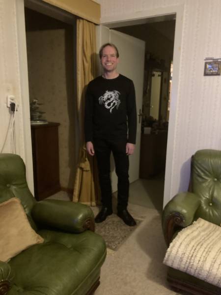 Homme cherche femme de 18 ans à 60 ans.