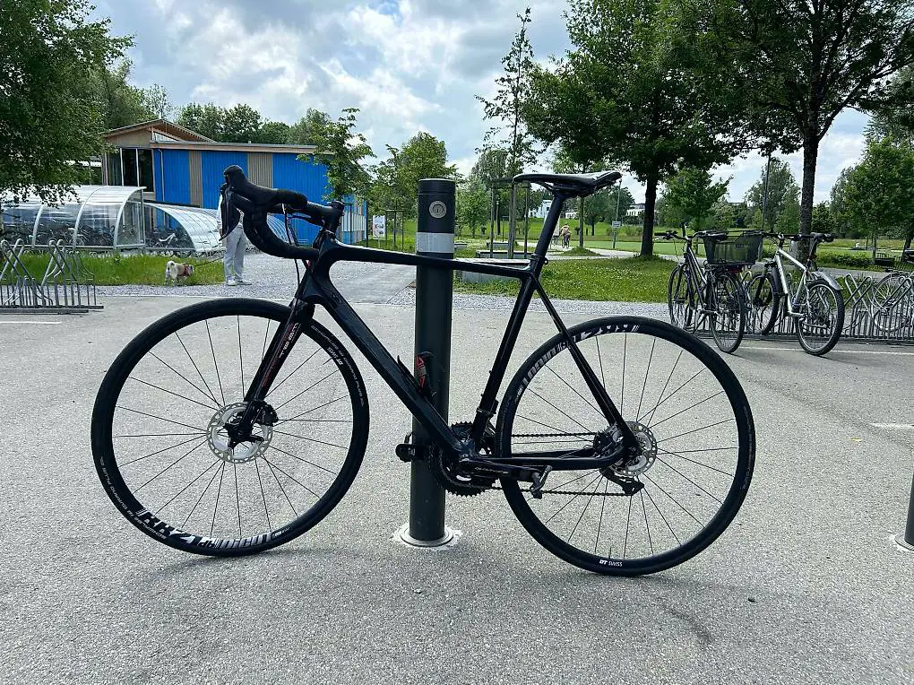 Bixs Sprinter Team - Rennvelo Carbon - Shimano Ultegra Di2 +