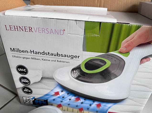 Milben-Handstaubsauger mit UV-C-Licht