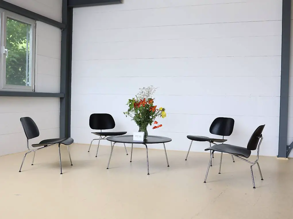 Vitra Plywood Group - LCM Sessel von Eames - 30 Stk.verfüg.