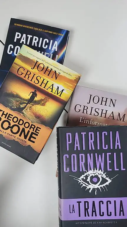 Vendiamo libri usati: (c) THRILLER E CRIME