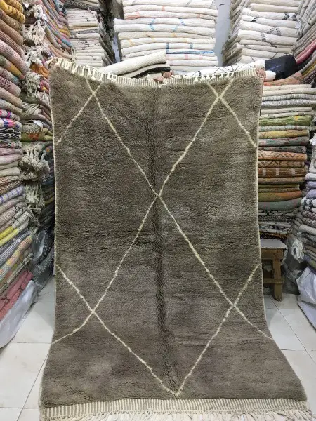 Tapis Mrirt d"exception Berbère Marocain 2m75 x 1m64