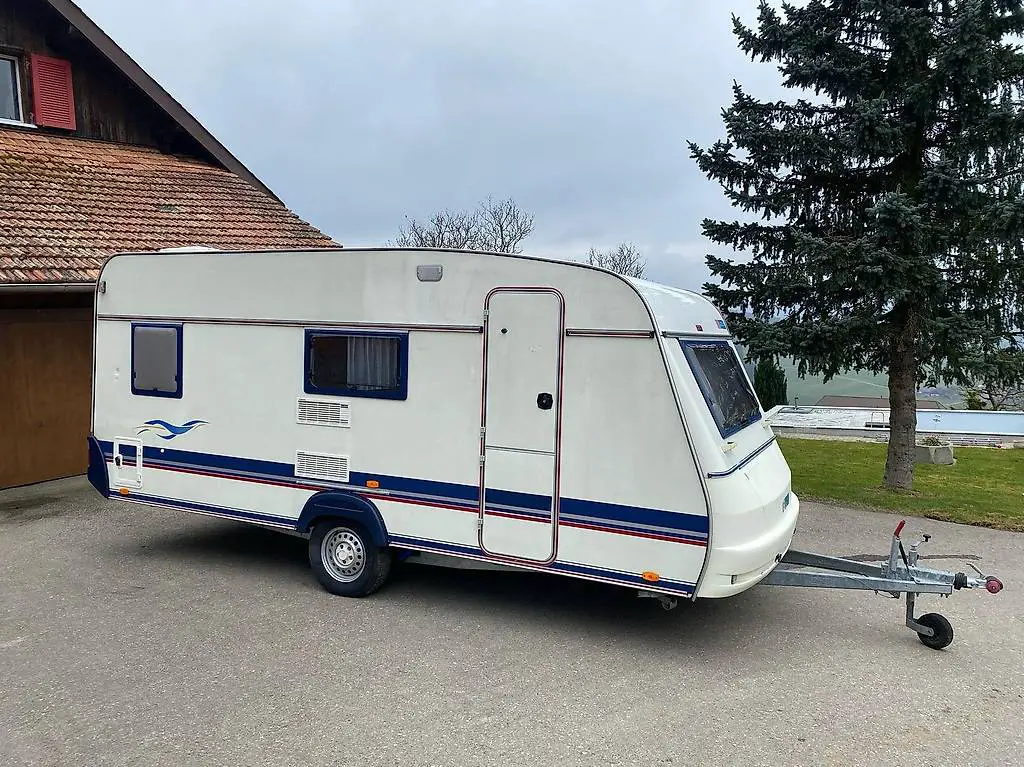 Schöner Wohnwagen in sehr gutem Zustand der Marke Wilk CJ440