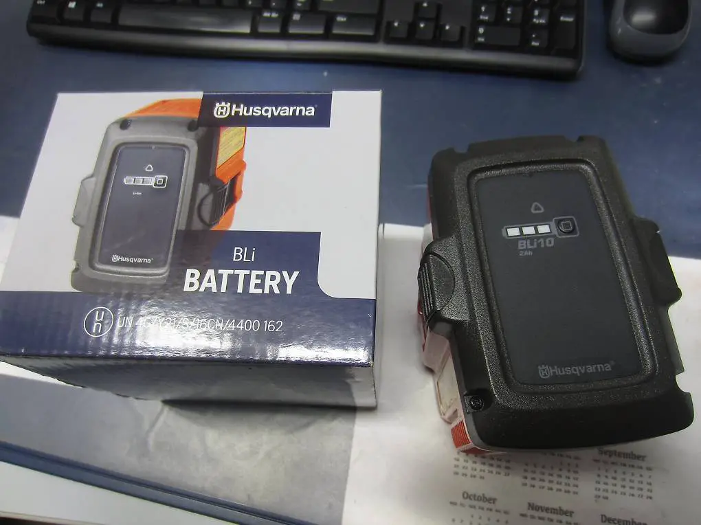 Husqvarna Akku BLi10