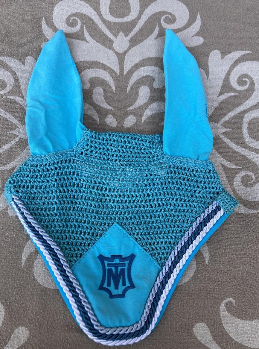 Ohrengarn Türkis in der Grösse Warmblut