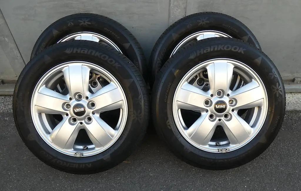 4 x 15" Alufelgen Heli Spoke 492 für F-Reihe ab 2014-