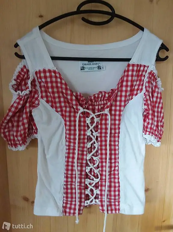 Trachtenbluse