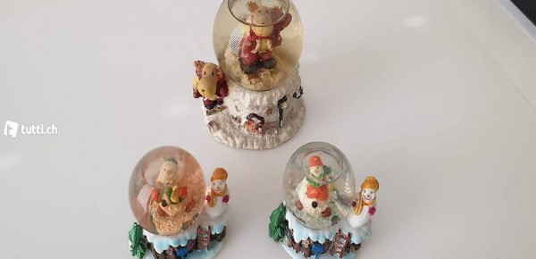 3 Schneekugeln