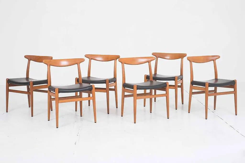 C. M. Madsen W2 Stühle von Hans J. Wegner, im Sechserset