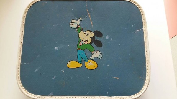 Schöner Spielzeug Koffer aus den 50er/60er Jahren