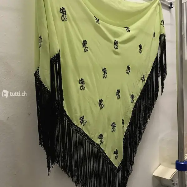 Dreieckstuch in grellem grün, handgemacht