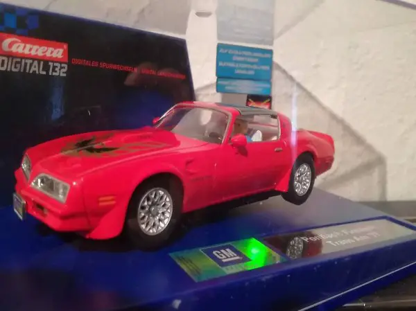 Carrera Digital 132 - Pontiac Firebird Trans-Am 1977 - NEU