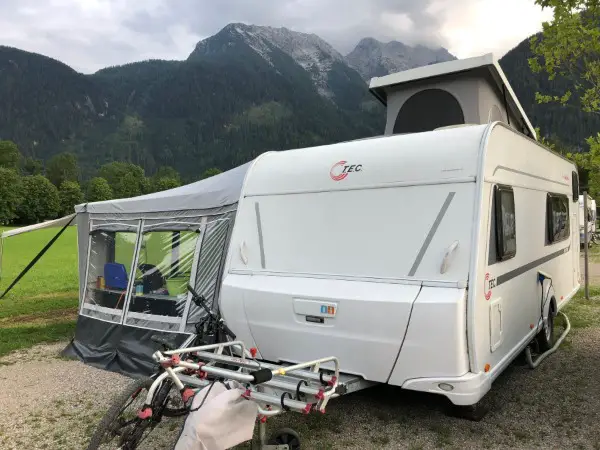 Wohnwagen TEC Travel Active 550 TKM mit Aufstelldach