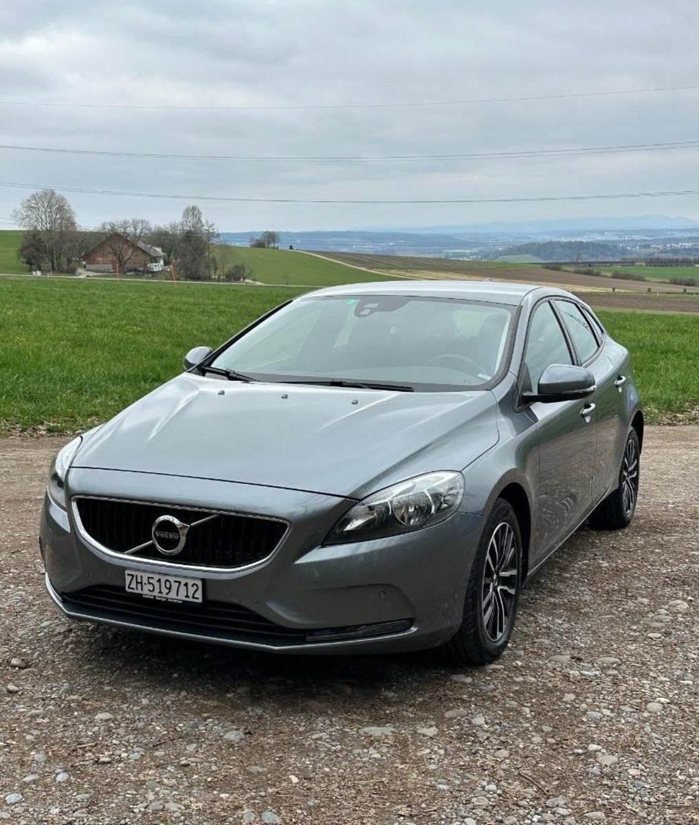 volvo v40 2.0 d2 basis s/s