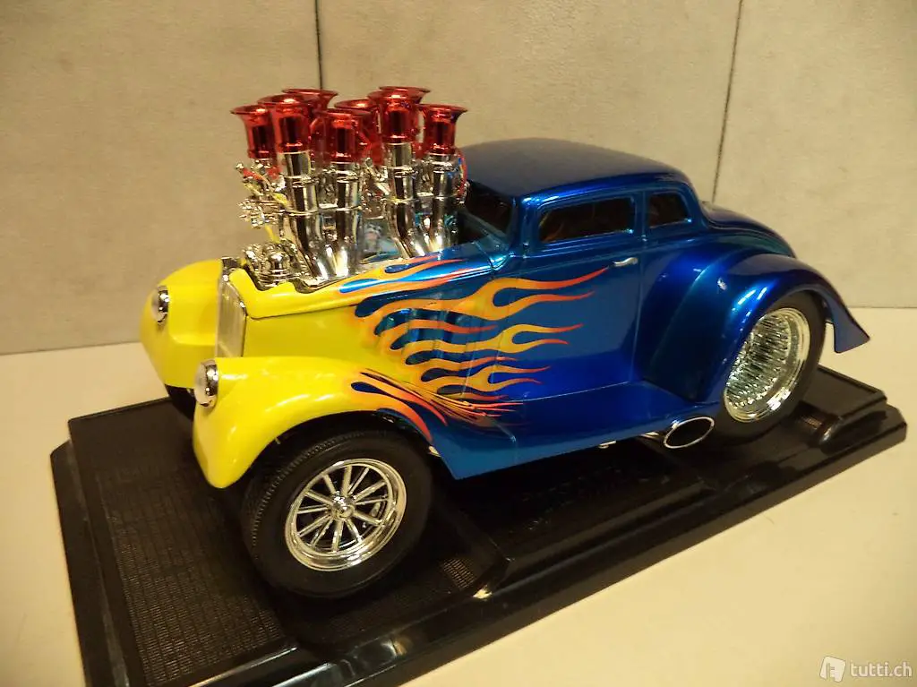 funline muscle maschines 1:18