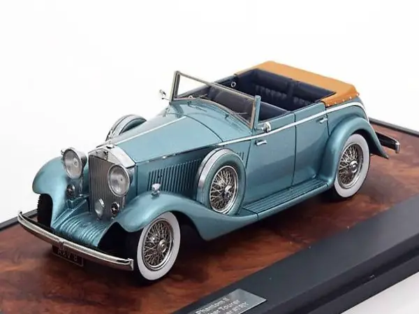 ROLLS ROYCE PHANTOM II CONTINENTAL BLUE 1:43 MATRIX