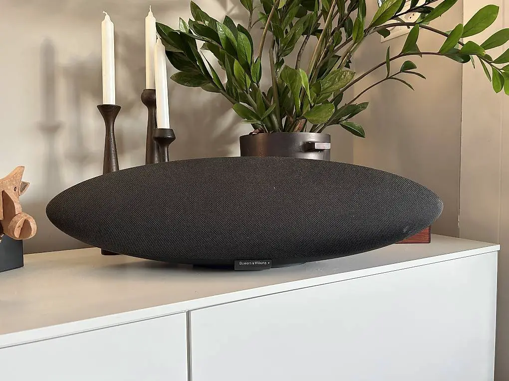 Bowers & Wilkins Zeppelin Wireless Speaker