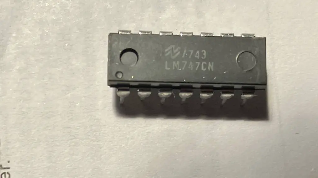 LM747CN Halbleiter