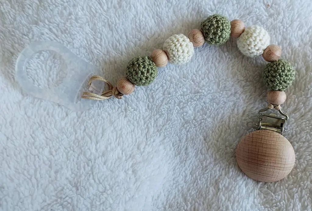 Schnullerkette personalisiert 3