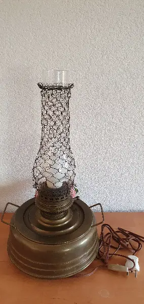 Schöne Petroleumlampe