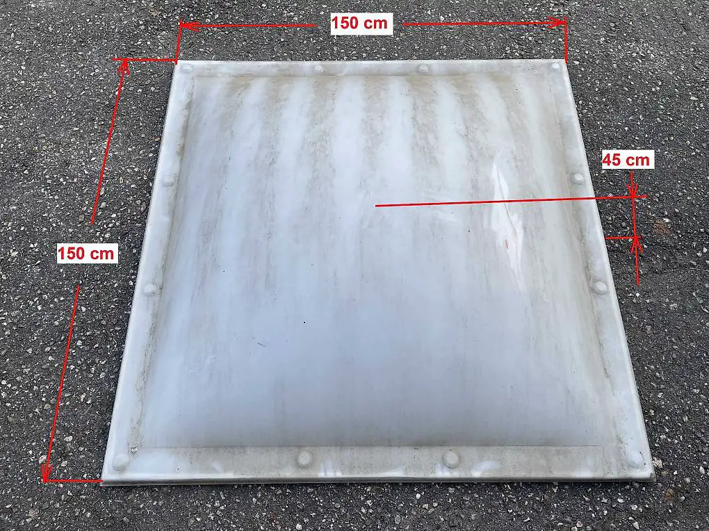 Lichtkuppel, Dachluke