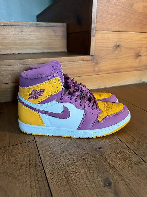 Jordan 1 Retro High OG Brotherhood